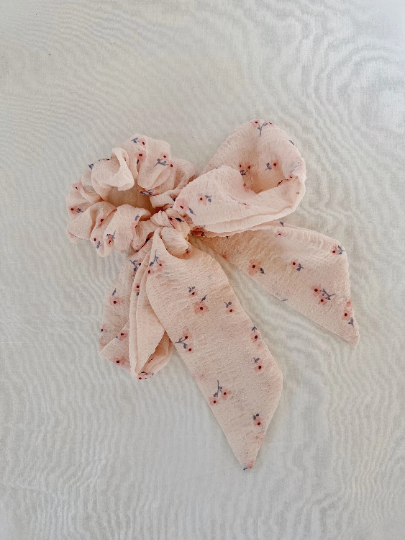 Posy Scrunchie Scarf