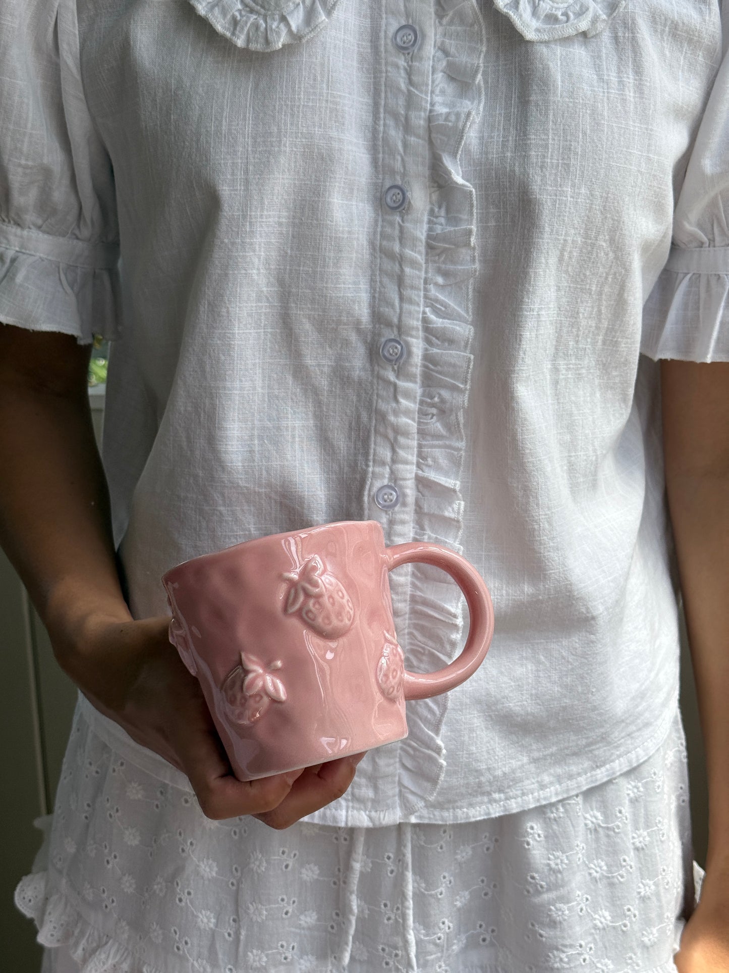 Fraise en Rose Ceramic Mug