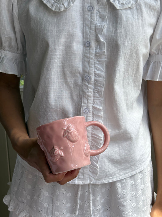 Fraise en Rose Ceramic Mug