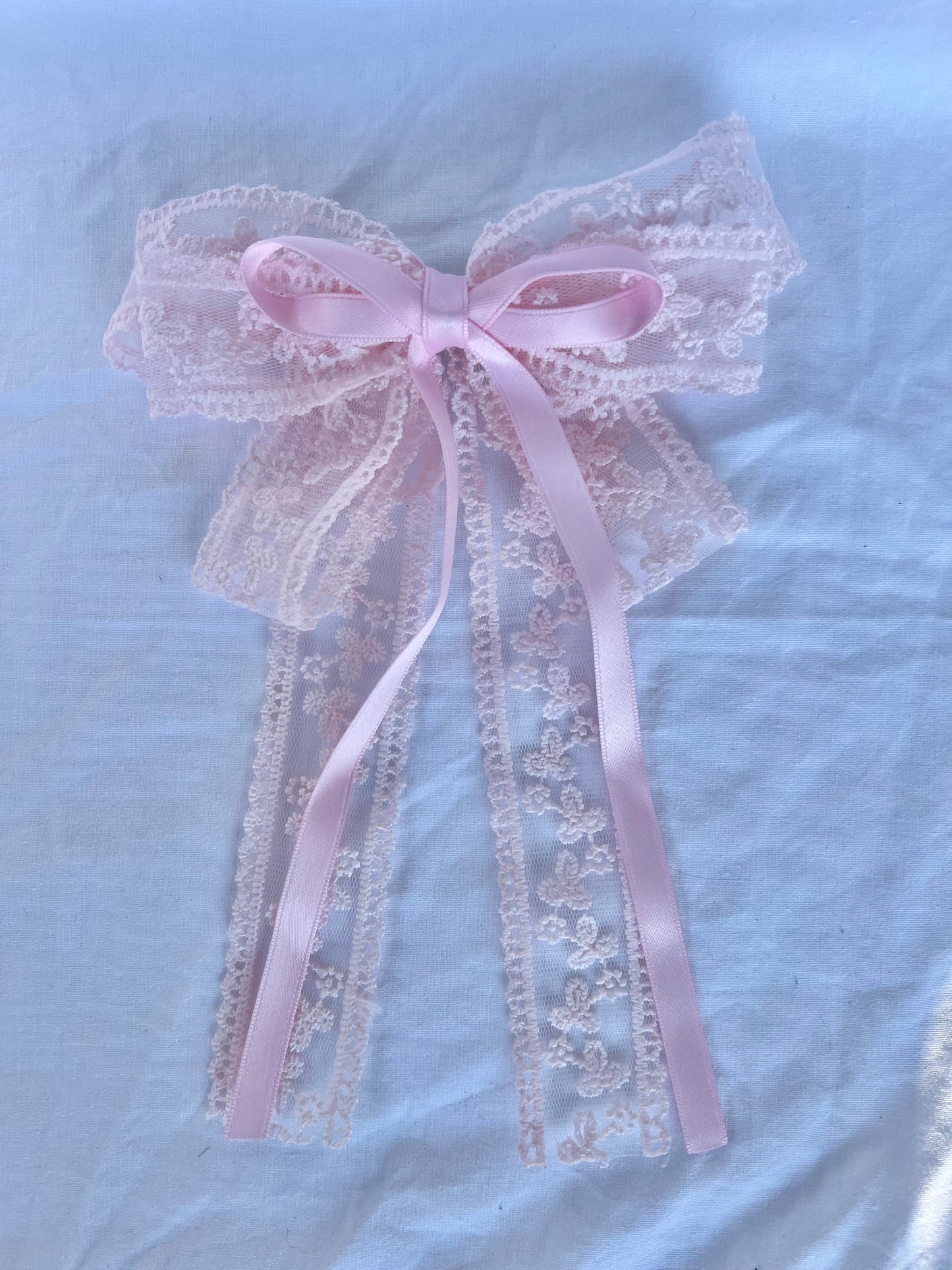 Lacey Ribbon Bow