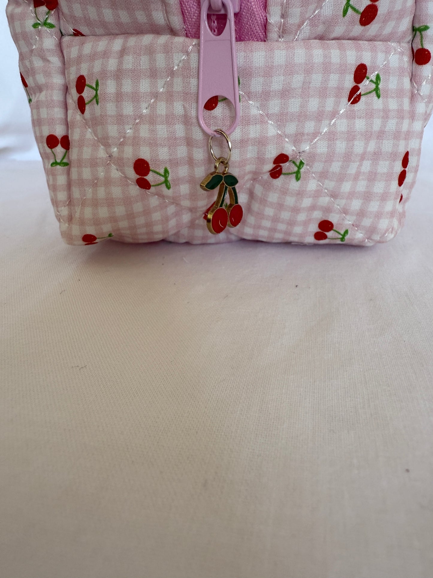 Petite Cerise Beauty Bag