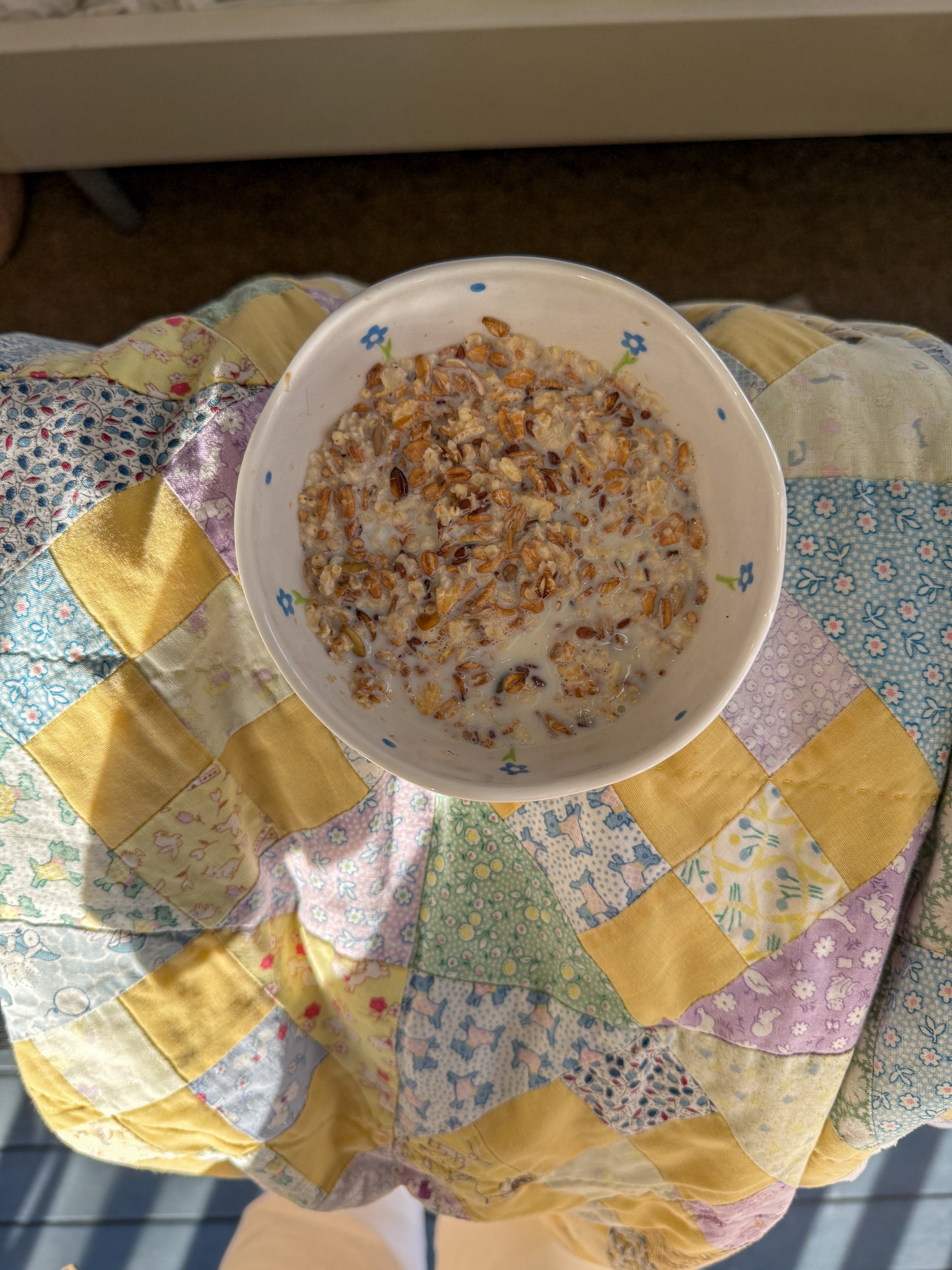 Elsie Bloom ceramic bowl