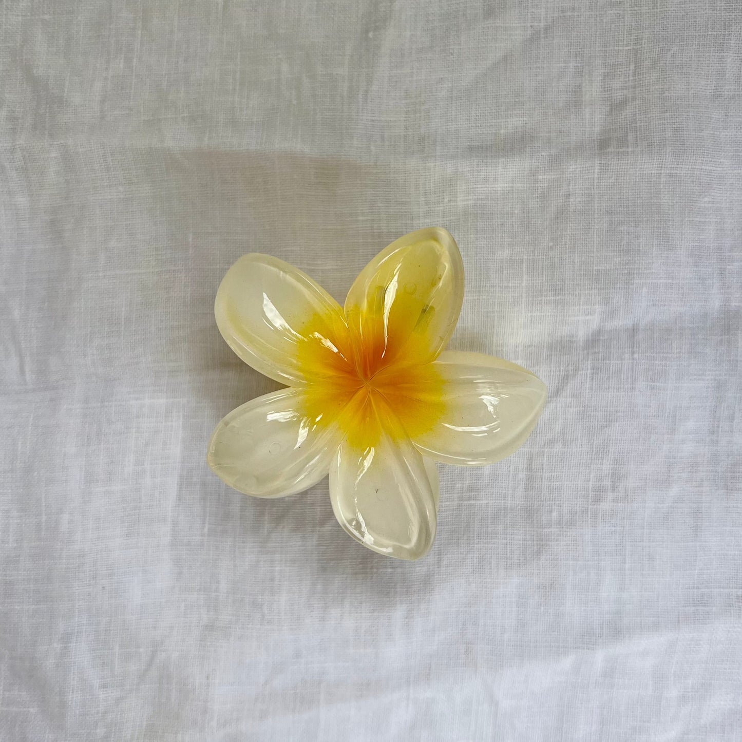 Frangipani Hair Claw